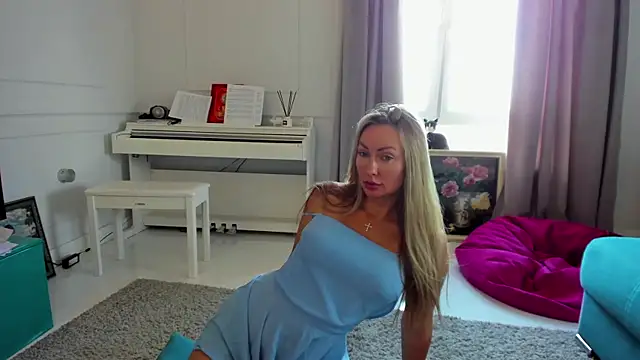 Veola new online show from 12, 9, 2025