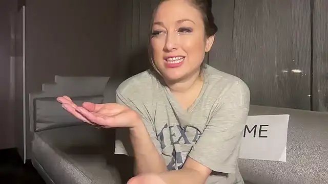 CrazyKittenMeow online show from 8, 2, 2025