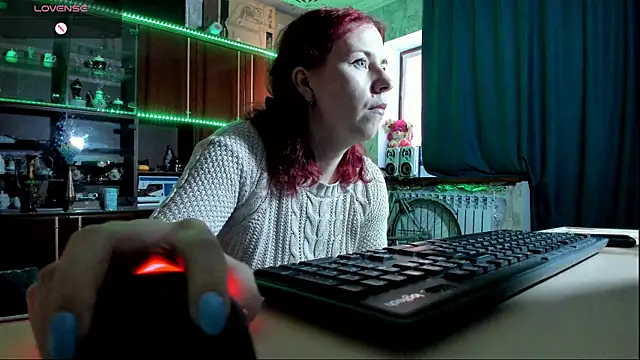 Snapshot of pa1e_pr1ncess chatting on 2, 2, 2025 pa1e pr1ncess online show from 2, 2, 2025