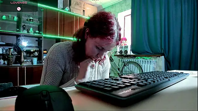 Snapshot of pa1e_pr1ncess chatting on 2, 2, 2025 pa1e pr1ncess online show from 2, 2, 2025