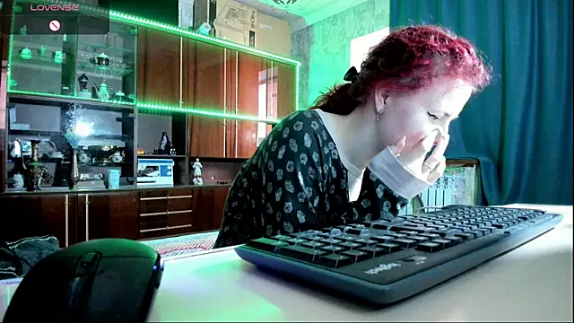 Snapshot of pa1e_pr1ncess chatting on 9, 2, 2025 pa1e pr1ncess online show from 9, 2, 2025