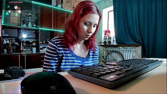 Snapshot of pa1e_pr1ncess chatting on 16, 2, 2025 pa1e pr1ncess online show from 16, 2, 2025