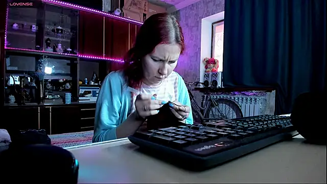 Snapshot of pa1e_pr1ncess chatting on 18, 2, 2025 pa1e pr1ncess online show from 18, 2, 2025