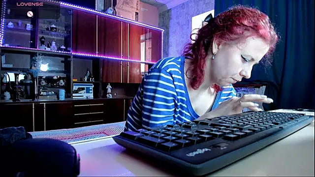 Snapshot of pa1e_pr1ncess chatting on 28, 2, 2025 pa1e pr1ncess online show from 28, 2, 2025