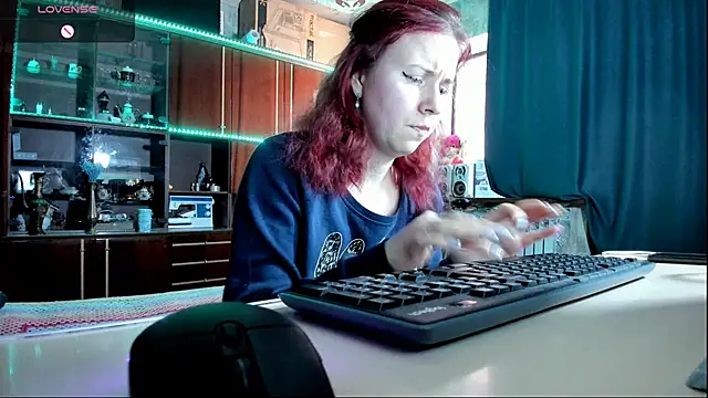 Snapshot of pa1e_pr1ncess chatting on 8, 3, 2025 pa1e pr1ncess online show from 8, 3, 2025