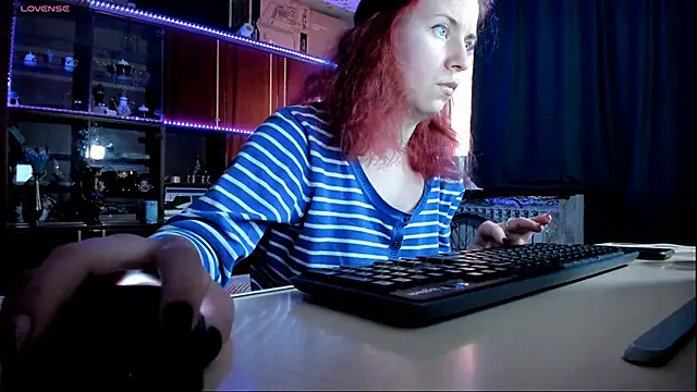 Snapshot of pa1e_pr1ncess chatting on 22, 3, 2025 pa1e pr1ncess online show from 22, 3, 2025