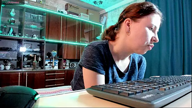 Snapshot of pa1e_pr1ncess chatting on 8, 9, 2025 pa1e pr1ncess online show from 8, 9, 2025