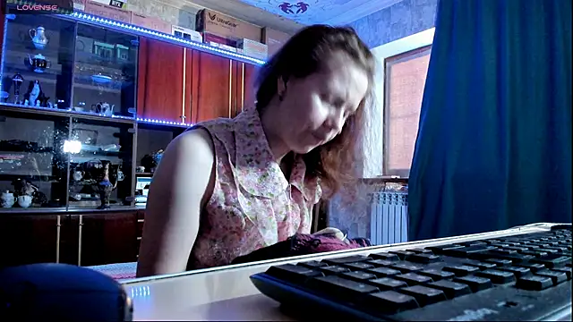 Snapshot of pa1e_pr1ncess chatting on 9, 9, 2025 pa1e pr1ncess online show from 9, 9, 2025