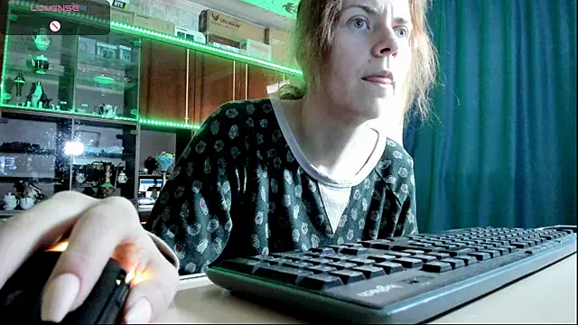 Snapshot of pa1e_pr1ncess chatting on 10, 9, 2025 pa1e pr1ncess online show from 10, 9, 2025