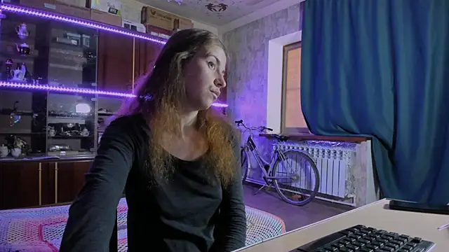 Snapshot of pa1e_pr1ncess chatting on 2, 7, 2026 pa1e pr1ncess online show from 2, 7, 2026