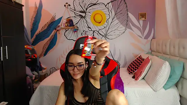 LinzyBaner online show from 6, 2, 2025