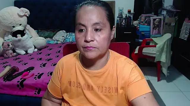 Snapshot of pervert_mommy_ chatting on 25, 2, 2025 pervert mommy online show from 25, 2, 2025