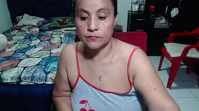 Snapshot of pervert_mommy_ chatting on 20, 3, 2025 pervert mommy online show from 20, 3, 2025
