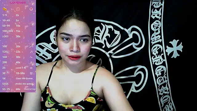Snapshot of _preciousmoira_ chatting on 23, 6, 2026 preciousmoira online show from 23, 6, 2026