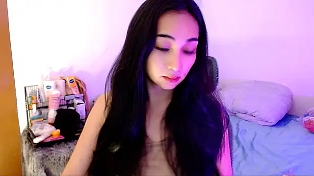 SweetLilly 18 online show from 25, 10, 2025