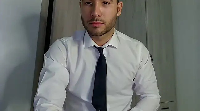 Justynn1 online show from 28, 2, 2025