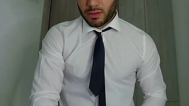 Justynn1 online show from 12, 4, 2026