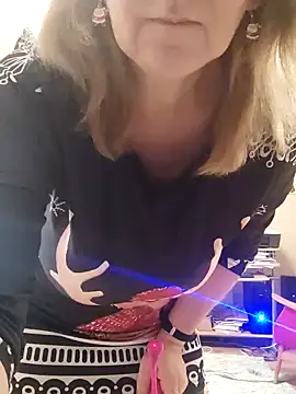 Elza01 online show from 6, 12, 2024