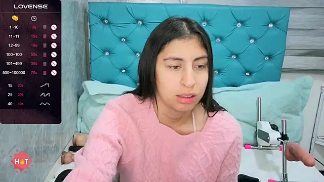 MAARYMOON online show from 2, 12, 2025