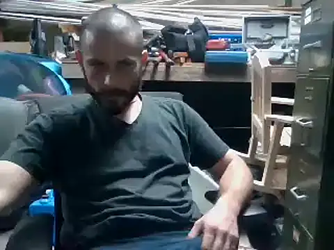 Sitonmyface2020xh online show from 13, 2, 2025