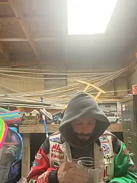 Sitonmyface2020xh online show from 22, 2, 2025