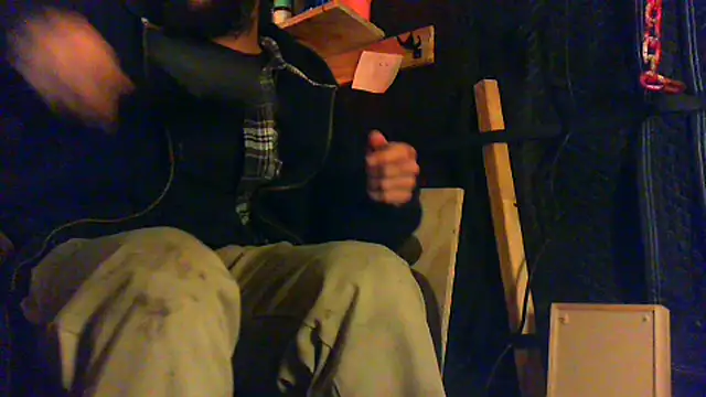 Sitonmyface2020xh online show from 4, 12, 2025