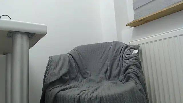 Snapshot of master4bitch24 chatting on 4, 10, 2025 master4bitch24 online show from 4, 10, 2025