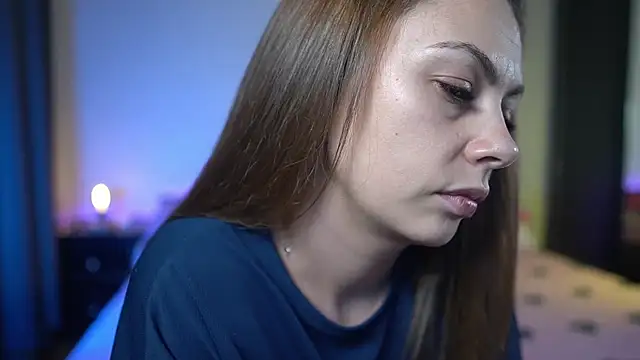 TiffanyPierce online show from 6, 10, 2025