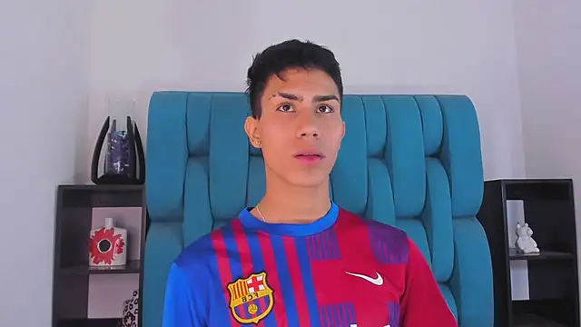 Snapshot of AlanNaughty chatting on 13, 1, 2025 AlanNaughty online show from 13, 1, 2025