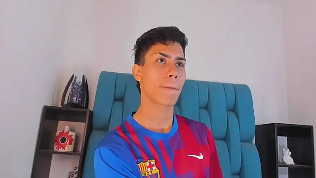 Snapshot of AlanNaughty chatting on 14, 1, 2025 AlanNaughty online show from 14, 1, 2025