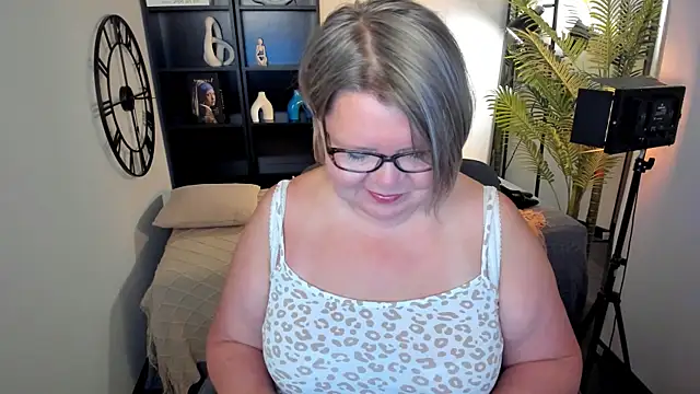 Snapshot of Shannonshine chatting on 14, 7, 2026 Shannonshine online show from 14, 7, 2026