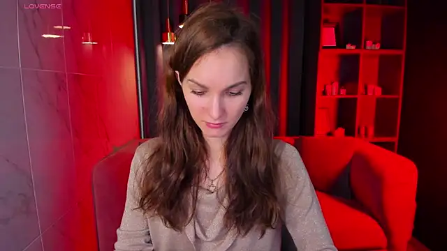 Snapshot of MirandaGlow chatting on 21, 3, 2025 MirandaGlow online show from 21, 3, 2025