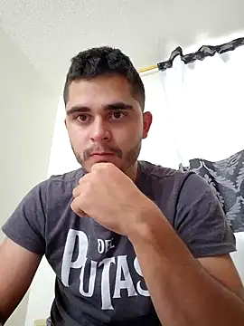 Snapshot of Fuyuichirou chatting on 13, 2, 2025 Fuyuichirou online show from 13, 2, 2025