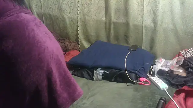 Snapshot of IngaQAce chatting on 10, 3, 2025 IngaQAce online show from 10, 3, 2025