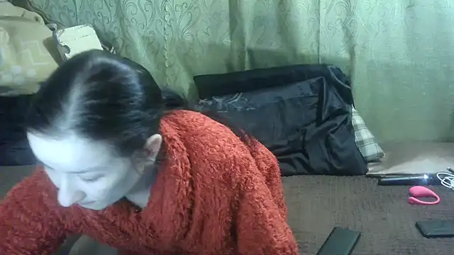 Snapshot of IngaQAce chatting on 1, 11, 2025 IngaQAce online show from 1, 11, 2025