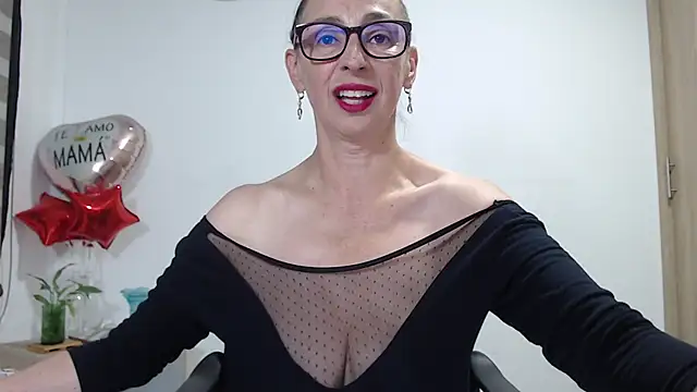 Snapshot of pattymaturex chatting on 27, 12, 2024 pattymaturex online show from 27, 12, 2024