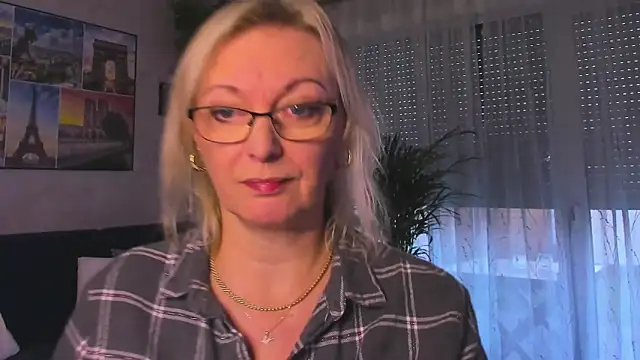 vanessa chat online show from 16, 12, 2025