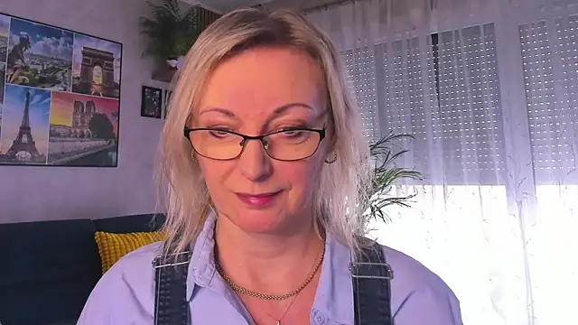 vanessa chat online show from 2, 3, 2026