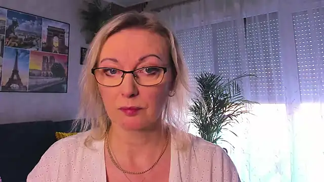 vanessa chat online show from 5, 3, 2026