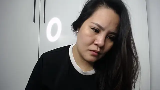 Squirt tsunami 268 online show from 5, 3, 2025