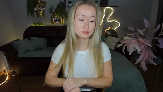 PollyOcean online show from 24, 10, 2025