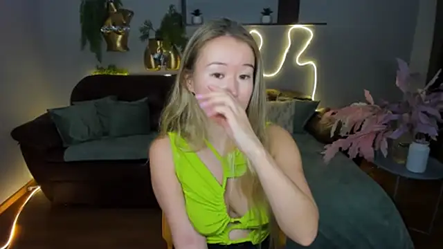 PollyOcean online show from 10, 11, 2025