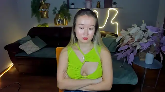 PollyOcean online show from 4, 12, 2025