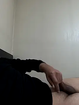 Snapshot of Mahmut_34_34_ chatting on 16, 12, 2025 Mahmut 34 34 online show from 16, 12, 2025