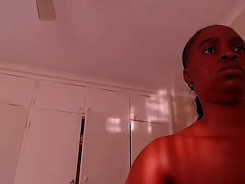 Snapshot of LuciousLips96 chatting on 11, 7, 2026 LuciousLips96 online show from 11, 7, 2026