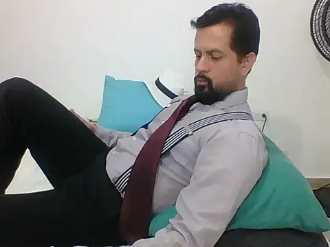 TRIISTAN KING10 online show from 3, 12, 2024