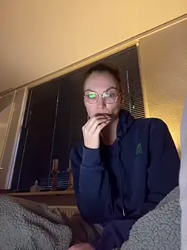 denisestar10 online show from 26, 1, 2025