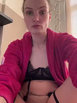 denisestar10 online show from 26, 1, 2025