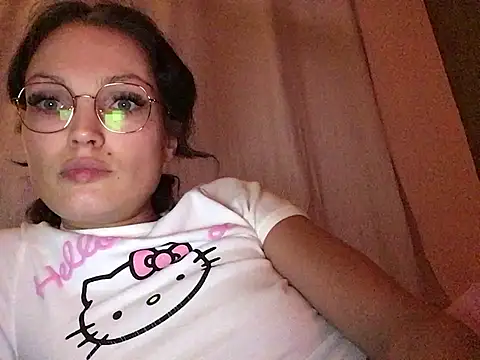 denisestar10 online show from 24, 2, 2025