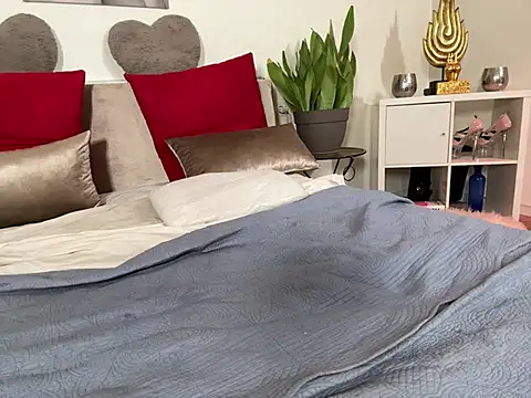 Snapshot of TiffanyRoxx chatting on 17, 3, 2025 TiffanyRoxx online show from 17, 3, 2025